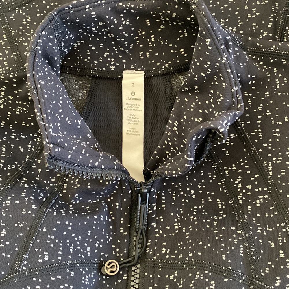 Lululemon Define Jacket Night View White Black - Size 2 - Picture 3 of 8